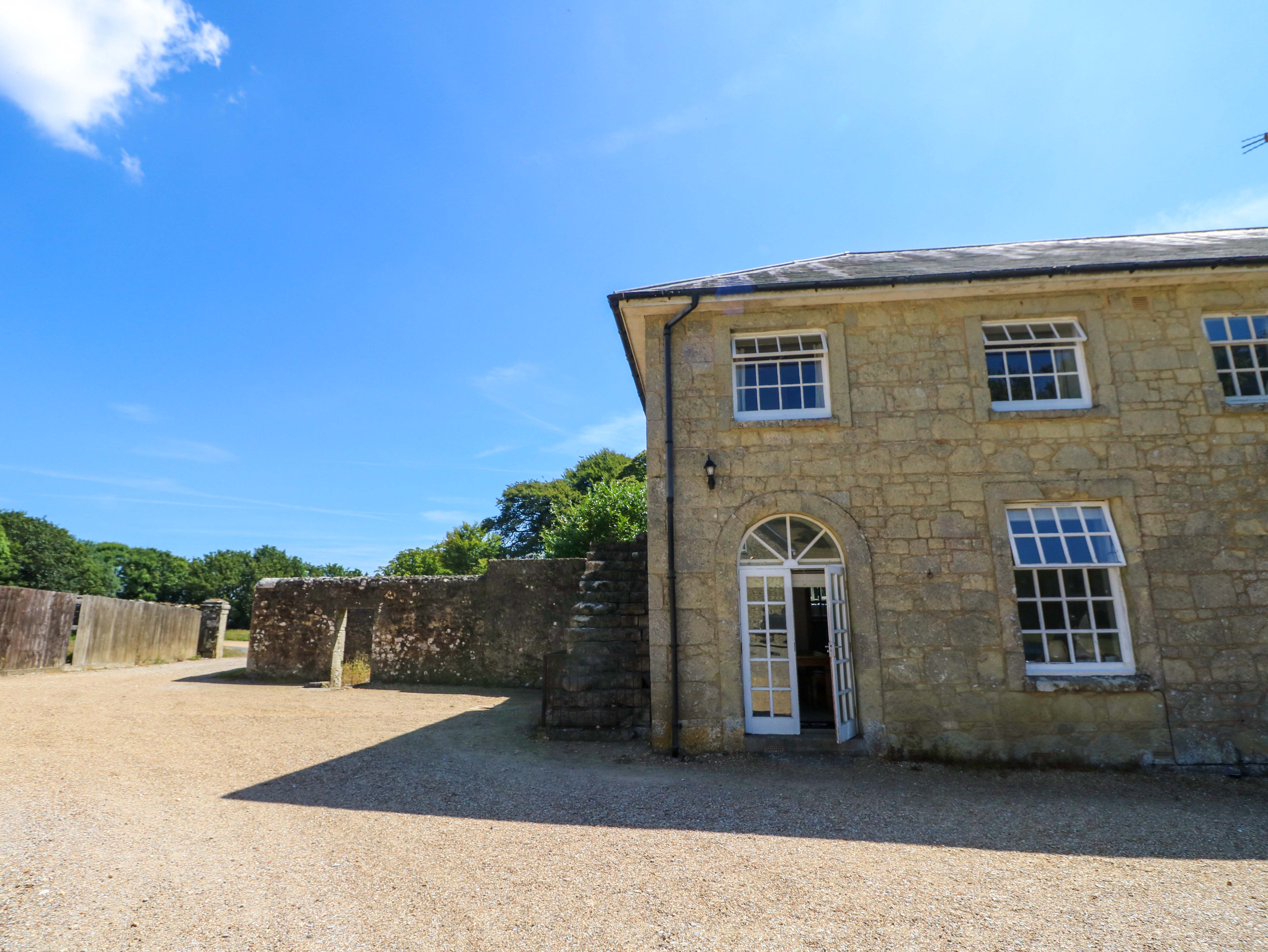 3 bedroom Cottage for rent in Wroxall