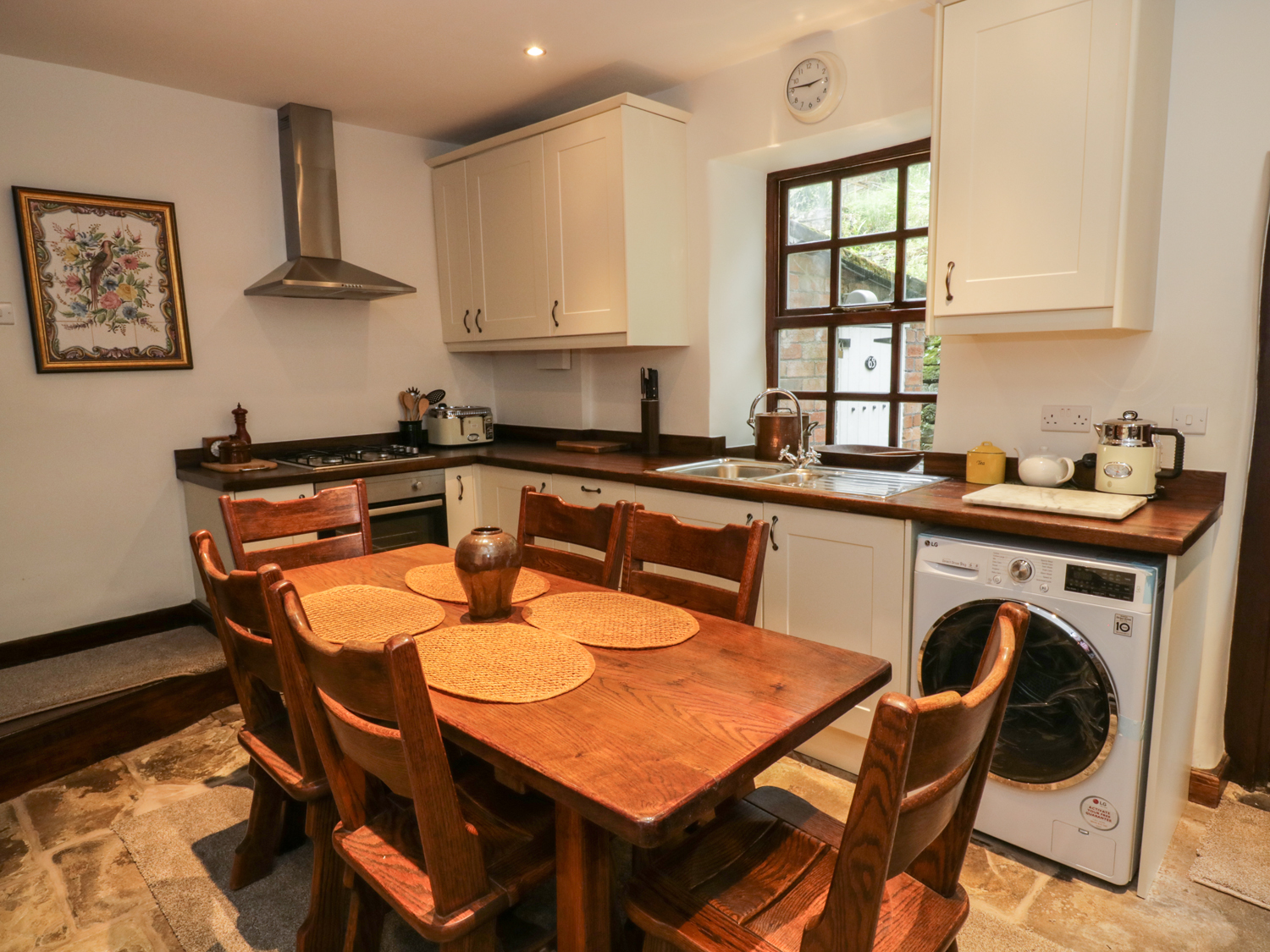 Brook Fall Cottage, Manchester