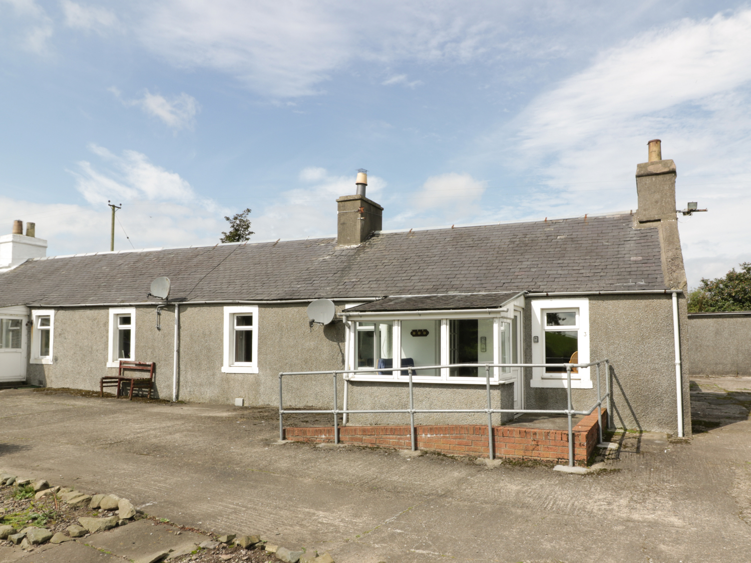 3 Kirminnoch Cottages Dog Friendly Holiday Cottage in Stranraer