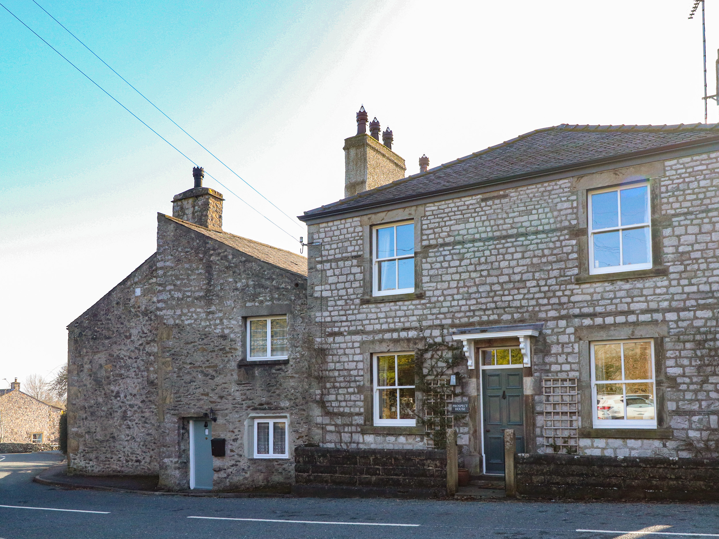 3 bedroom Cottage for rent in Settle