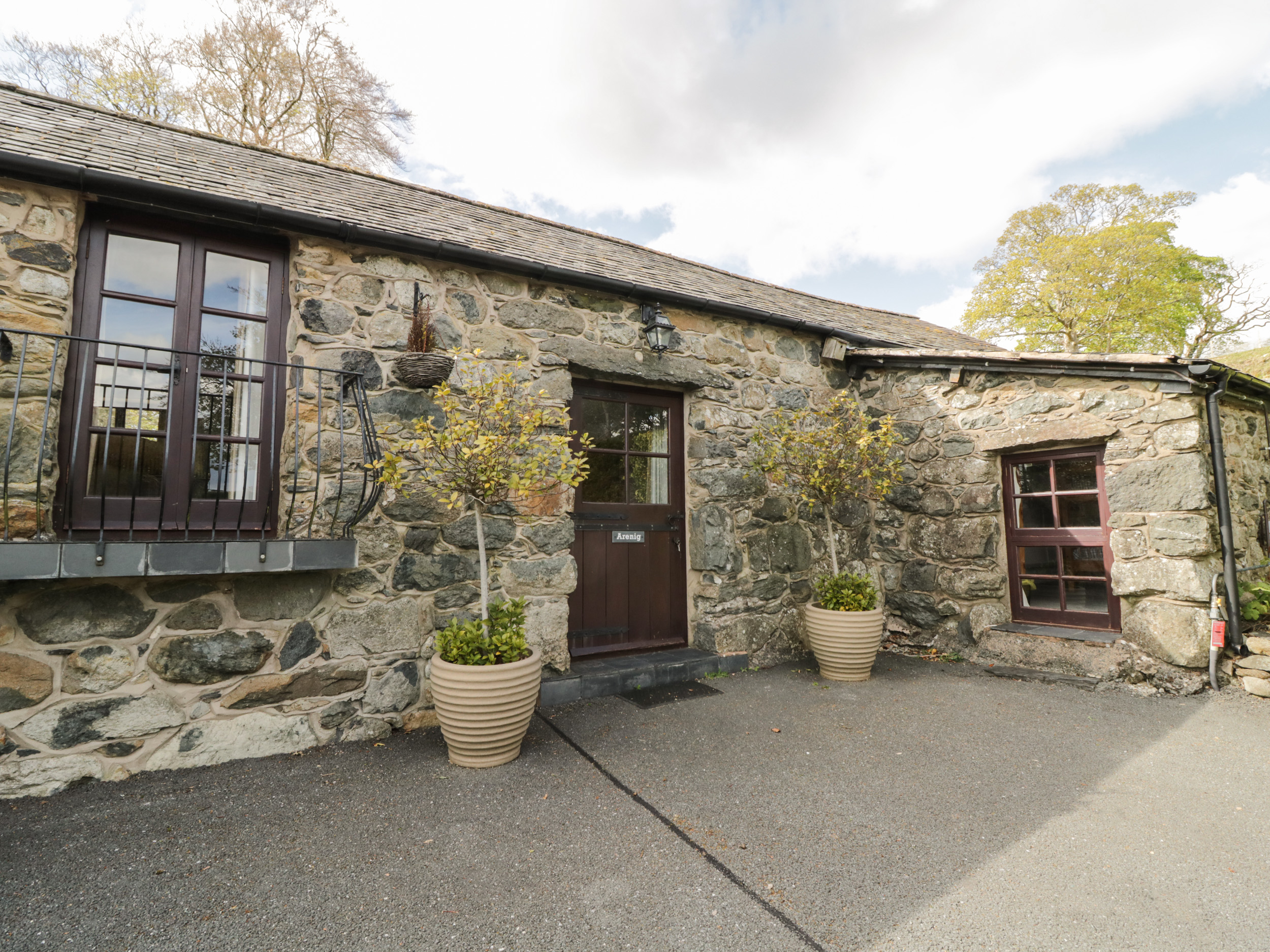 Cyffdy Cottage Arenig Dog Friendly Holiday Cottage in