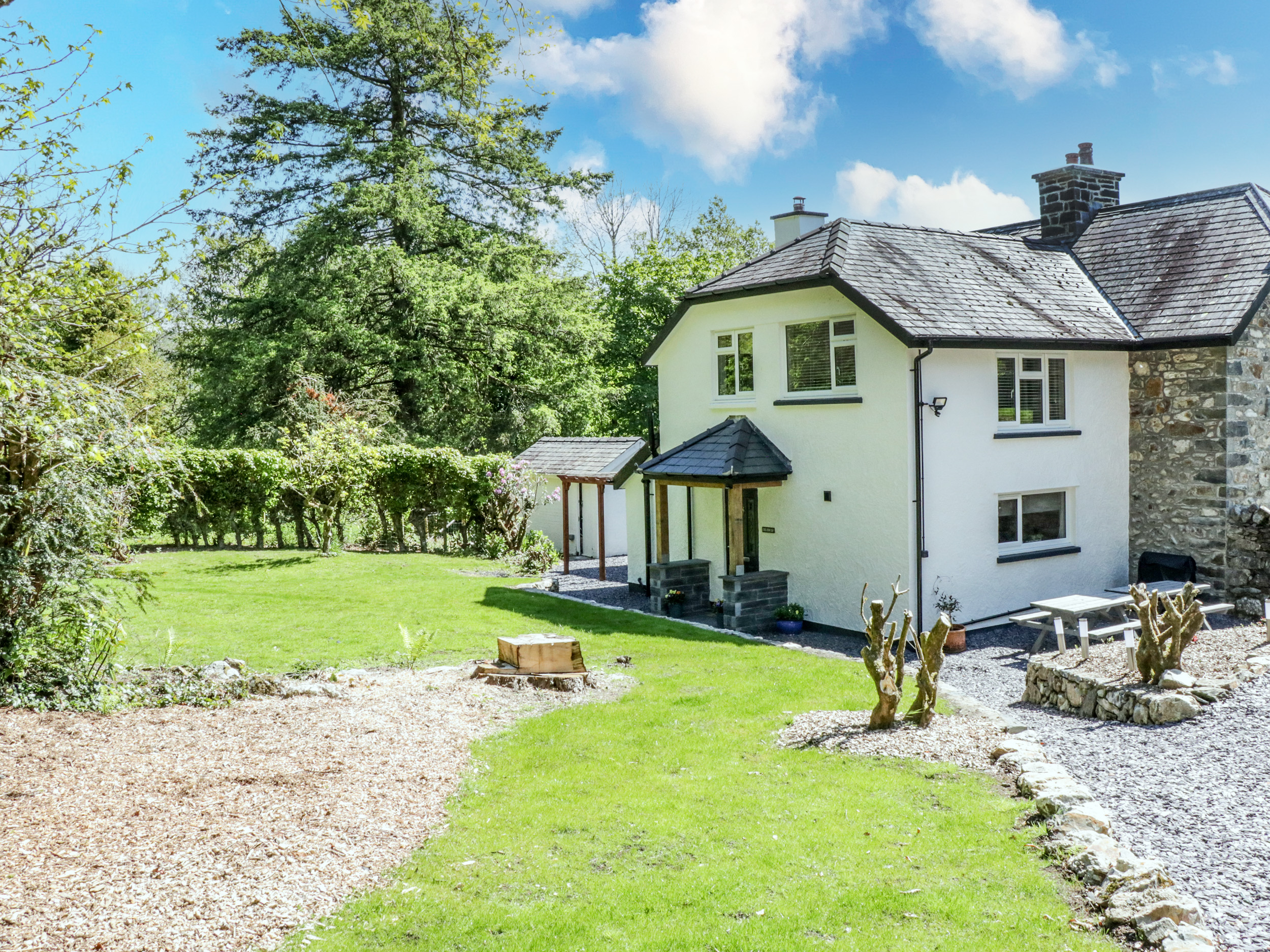 4 bedroom Cottage for rent in Betws-y-Coed