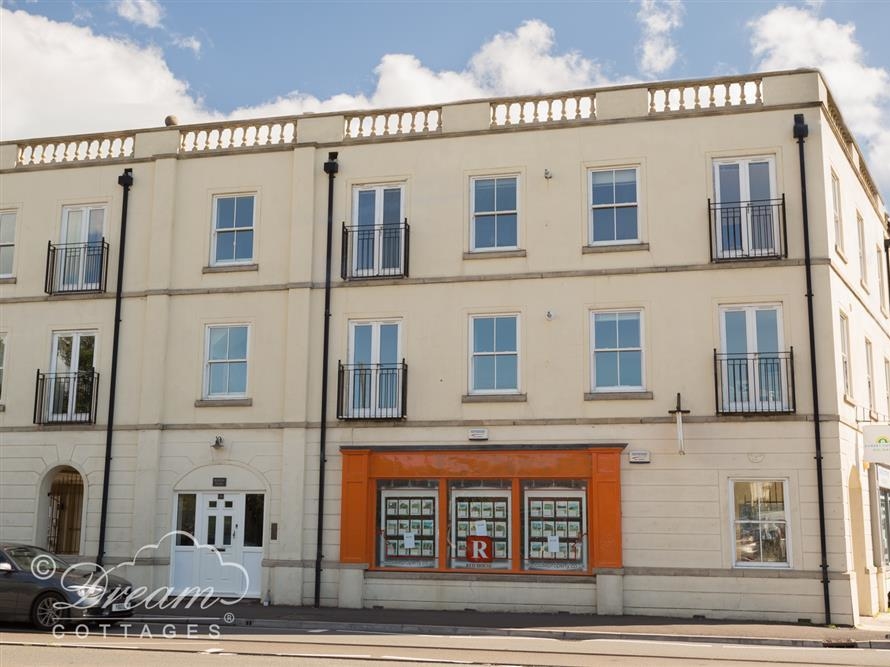 2 bedroom Cottage for rent in Weymouth