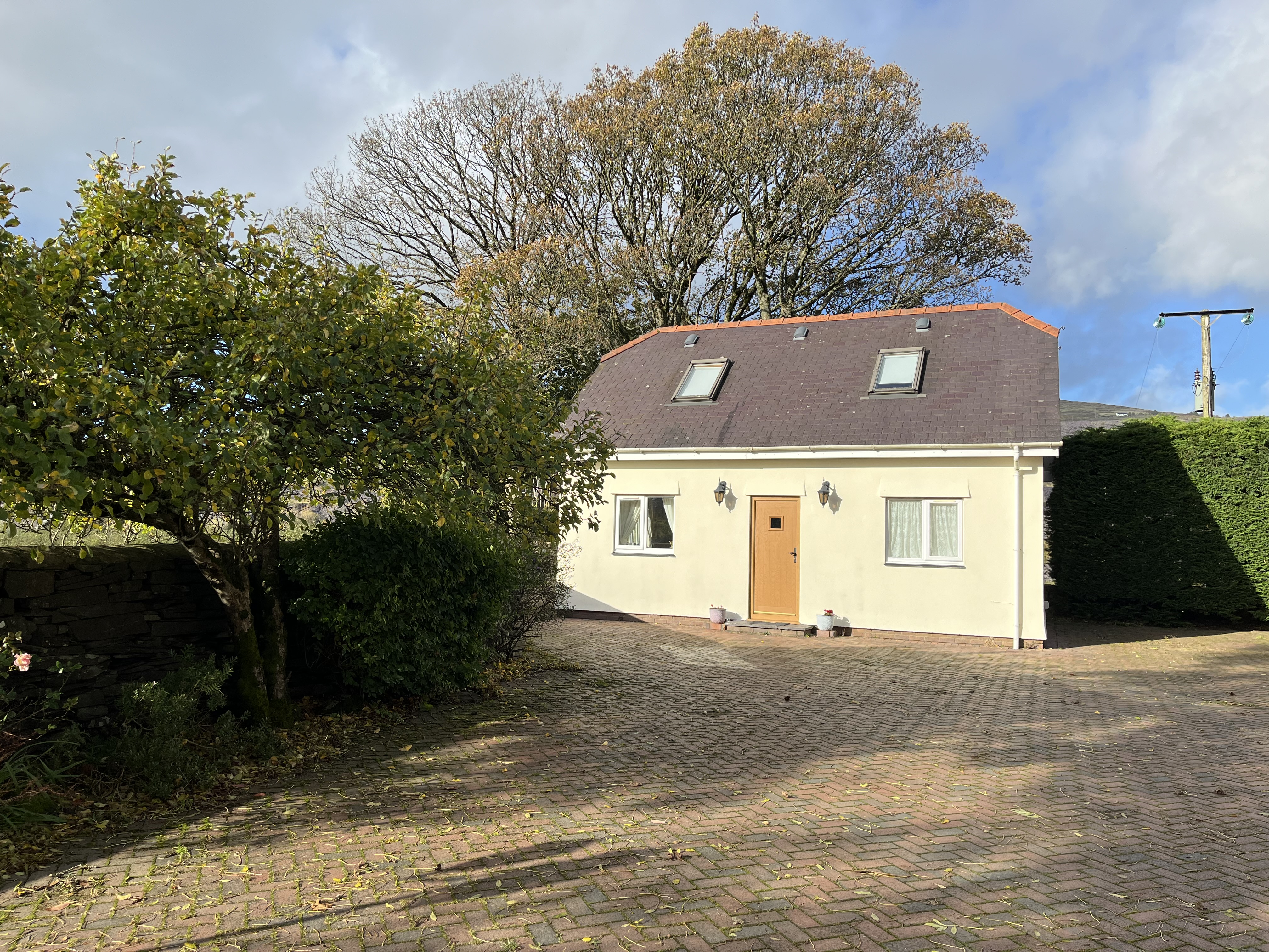 1 bedroom Cottage for rent in Penygroes